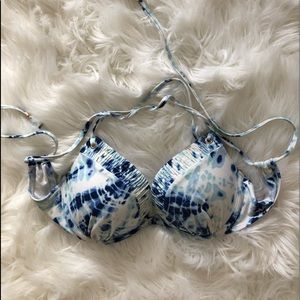 Victoria’s Secret Bikini Top